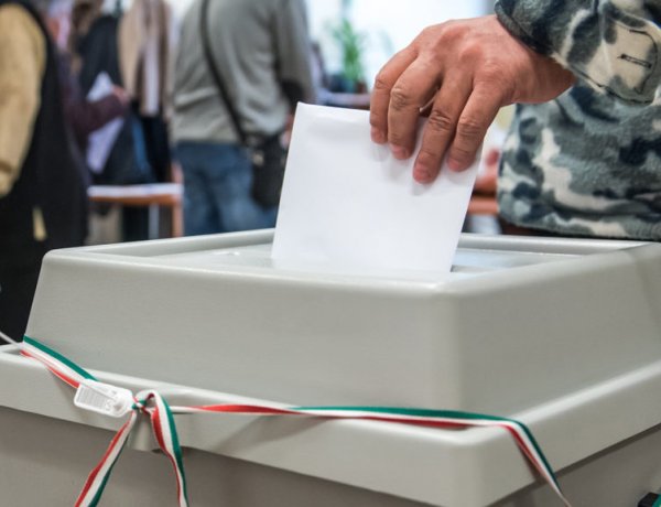 Országgyűlési választások: jelöltek, információk – és népszavazás 