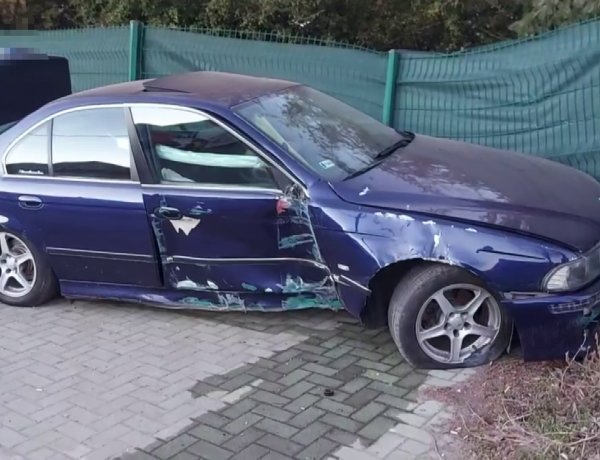 A hétvégén egy személyautós a Család utcán feltehetően elvesztette az irányítást a járműve felett