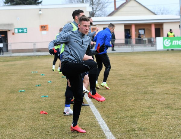 A tavaszi tabella első két helyezettje találkozik 