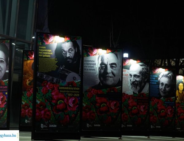 Cigányhősök – Vándorkiállítás nyílt a Szabadság téren