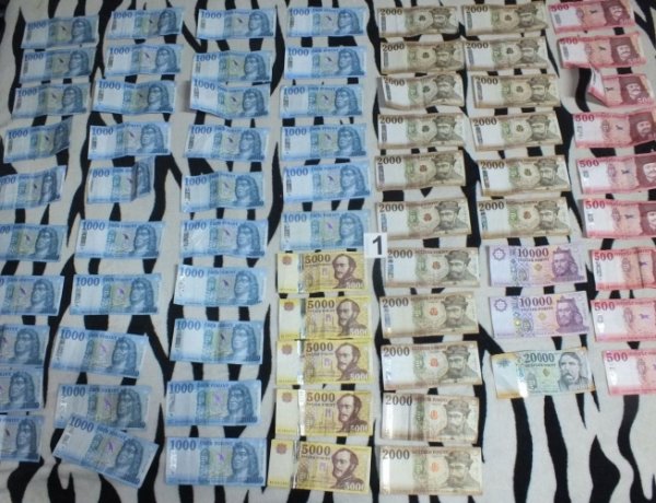 Elfogva a demecseri díler