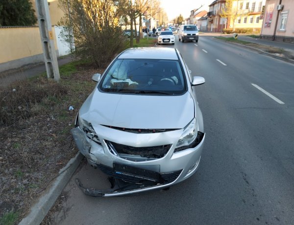  Több jármű ütközött hétfőn a Kállói úton
