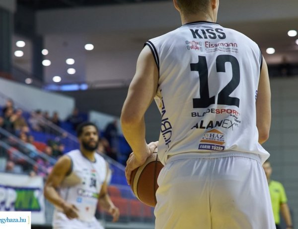 Vereség a Pakstól - Hazai pályán játszottak a kosarasok