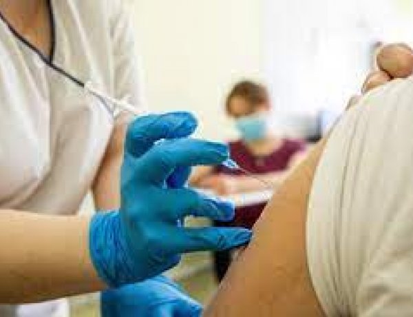 Péntekenként lesz oltási akciónap a kórházi oltópontokon