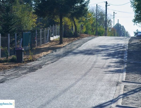 Folyamatosak az útfelújítások Nyíregyházán 