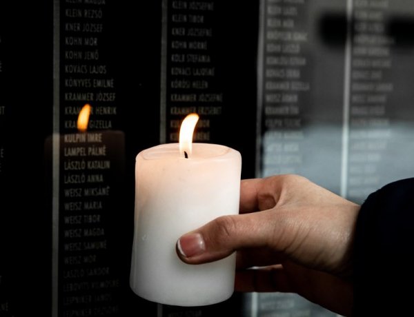 Holokauszt-emléknap – A holokauszt több százezer magyar áldozatára emlékezünk ma
