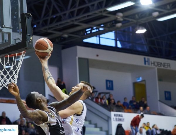 Nagy hajrával fordítottak Zalaegerszegen a kosarasok 