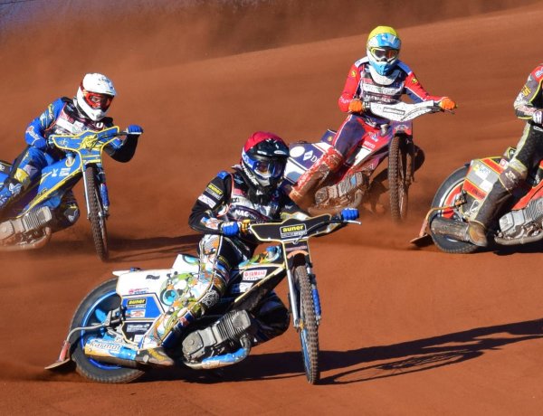 Hét ország 16 motorosa érkezik vasárnap 