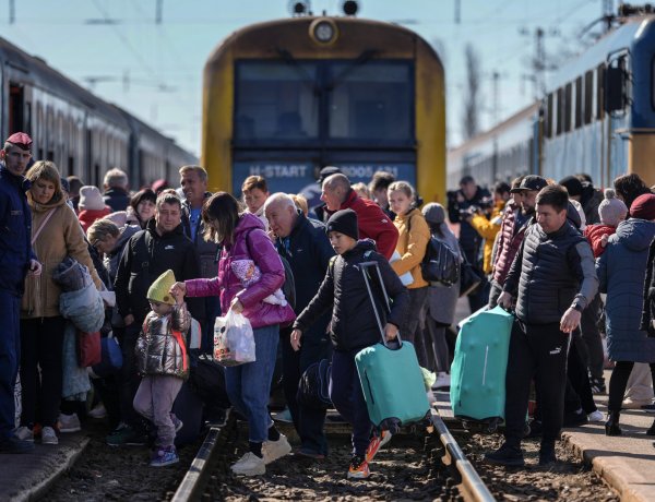 ORFK: Több mint tízezren érkeztek kedden Ukrajnából