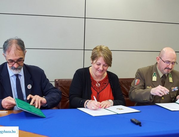Honvéd Kadét Program – Újabb nyíregyházi iskola csatlakozott a honvédelmi neveléshez