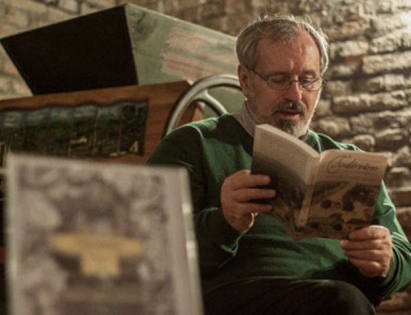 Családregény Zsolnayékról – Három kötettel érkezett Pécsről P. Horváth Tamás író