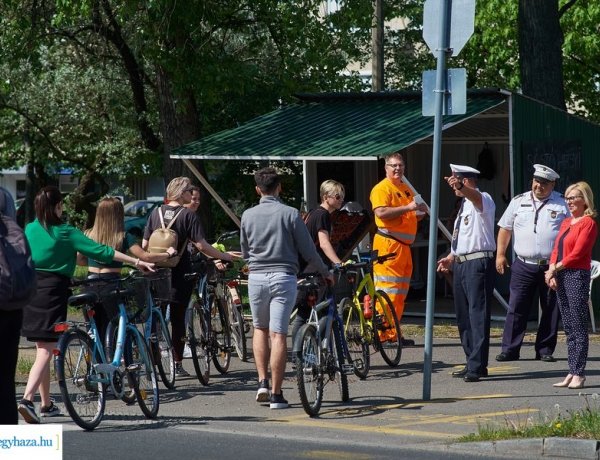 Közlekedési Kultúra Napja – Új táblák a kerékpáros kereszteződésekben 