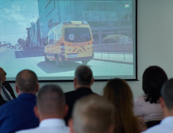 Mentők napja – Több mint 1 millió 250 ezer mentési feladatot láttak el 2021-ben