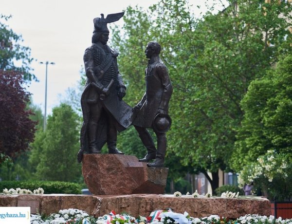 Az alapító atyák nyomdokán – Nyíregyháza múltja a Levéltárban