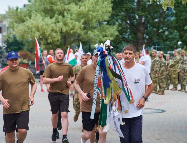 Toborzó Emlékfutás 2022 – Nyíregyházára érkeztek a katonák