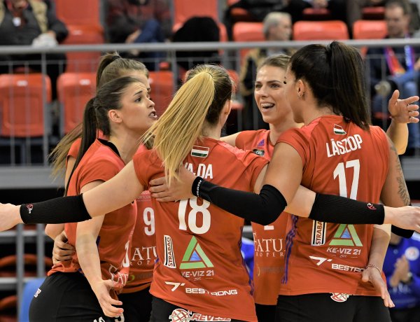 Változás a keretben - Lászlop Alexandra marad, ketten távoznak a röplabdásoktól