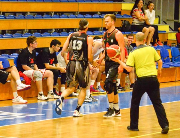 Tét nélküli meccsen győzött a Sunshine NYÍKSE