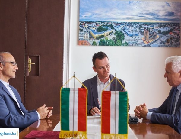 Iráni őexcellencia Nyíregyházán – Az Iráni Köztársaság épülő kapcsolatai