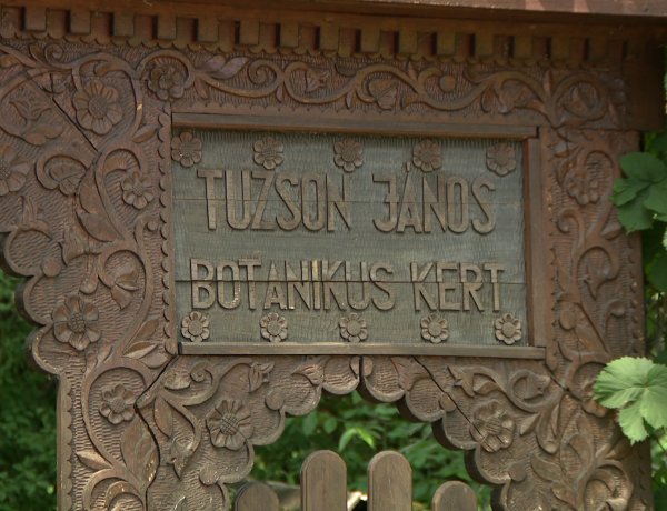 Vár a Tuzson János Botanikus Kert!