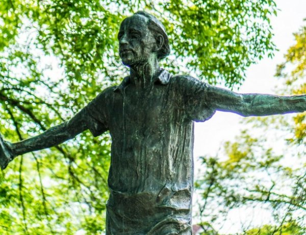 Városunk szülötte, Váci Mihály irodalmi munkássága is bekerült a Városi Értékárba