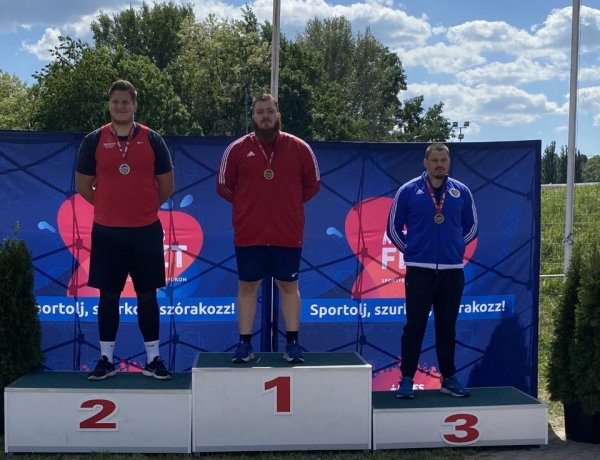 Aranyérmes nyíregyházi hallgatók a MEFOB-on 