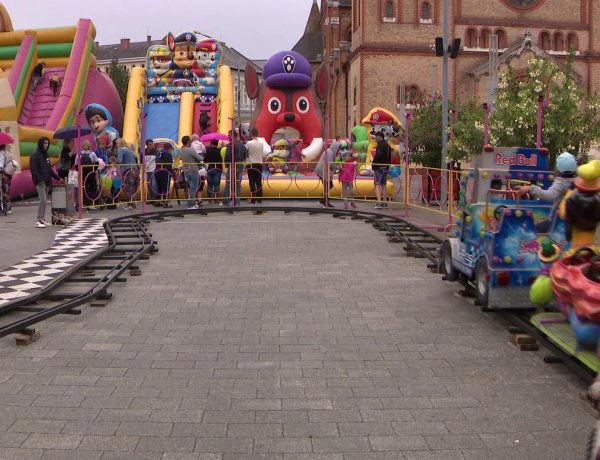 Városszerte ünnepelték a gyerekeket