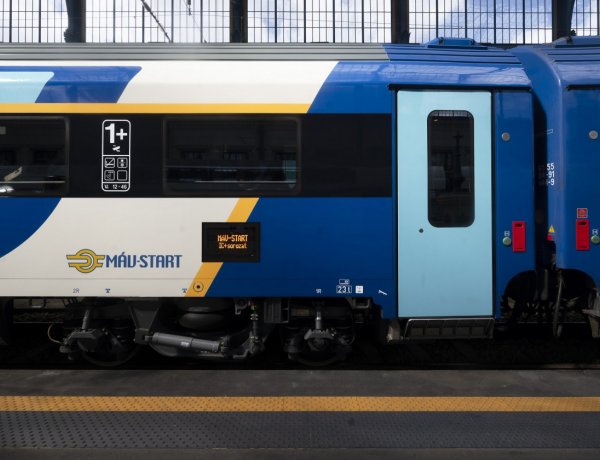 MÁV: ezen a nyáron is váltható a Vakáció-bérlet