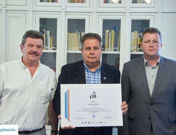 Különdíjas a Kállay Gyűjtemény