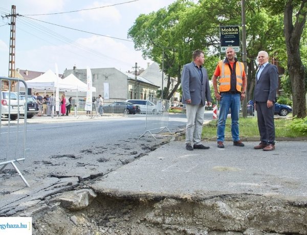 Elkezdődött a Szent István és a Szarvas utcák felújítása, zajlanak a munkálatok