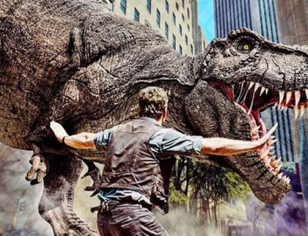 Szerelmes nehézfiúk, Jurassic World:  Világuralom - A Krúdy Gyula Art Mozi júniusi filmkínálata