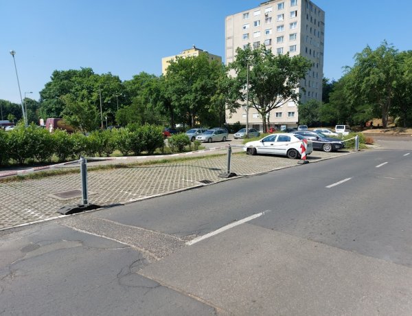 Újabb forgalomkorlátozás a Május 1. téren
