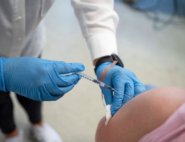 Június végétől már csak péntekenként lesz oltási akciónap