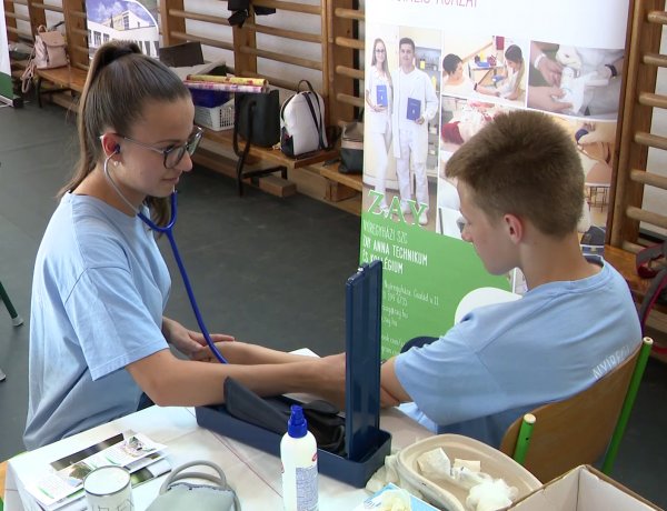 Pályaorientációs nap a Móriczban – Ötszáznál is több gyereket vártak a pénteki programokra