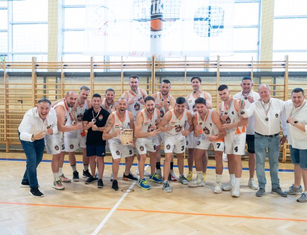 Ezüstérmes lett a NYÍKSE, bajnok a Budafok 