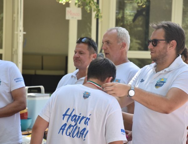 Családi nappal búcsúztatták a szezont a vízilabdások