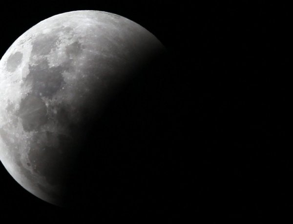 Ha vasárnap hajnalban felnéz az égre nemcsak olyat láthat, amit 1100 éve senki, hanem még egy különlegességet