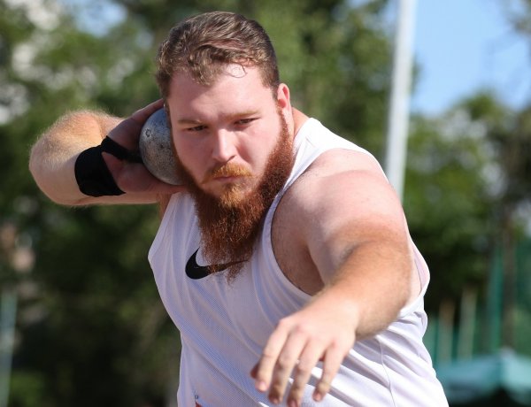 Vasárnapra is jutott két bajnoki cím