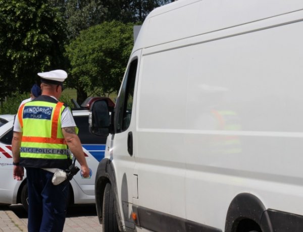 Közlekedésrendészeti ellenőrzés az M3-as autópálya Szabolcs megyei szakaszán