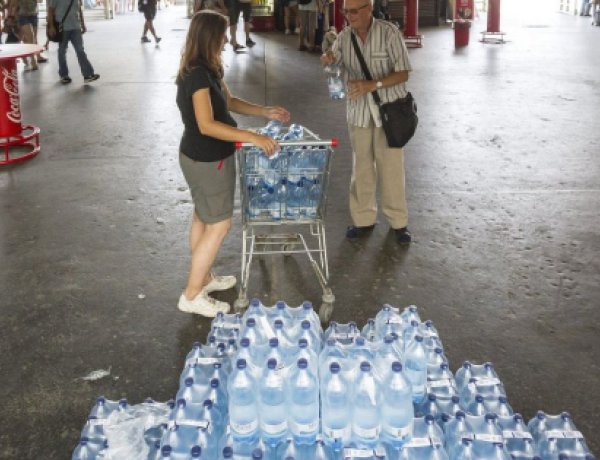 Mutatjuk, mely városokban osztanak vizet a hőség miatt – Nyíregyházán is!