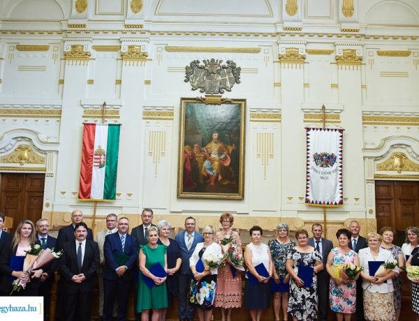 Közszolgálati Tisztviselők Napja – Köszöntötték és díjazták a közszolgálati dolgozókat