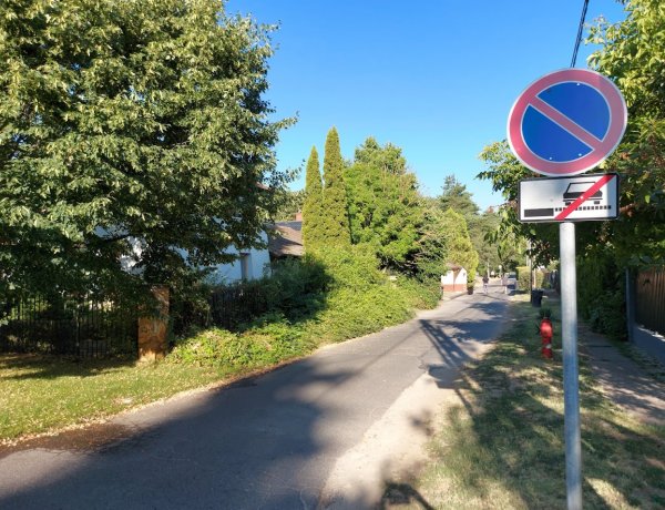 Nyári táborok: fokozott figyelemmel közlekedjenek a Csónak és a Szódaház utcán!