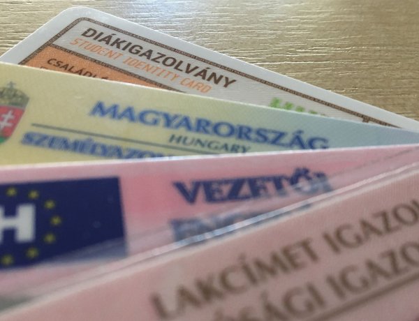 Június 30-án valamennyi, a járványügyi veszélyhelyzet idején automatikusan meghosszabbított személyazonosító okmány érvényessége lejárt