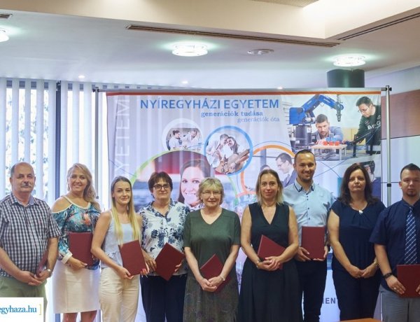 Elismerő oklevél – A 2021-es Országos Tudományos Diákköri Konferencia szereplőit és szervezőit jutalmazták a Nyíregyházi Egyetemen