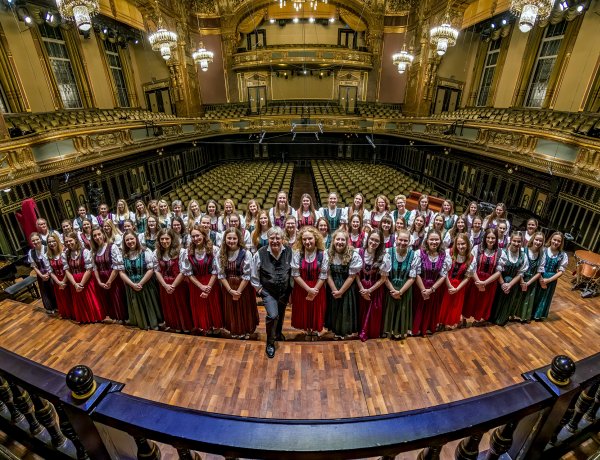 Goriziában versenyez a Pro Musica Leánykar, Rómában a Cantemus Gyermekkar