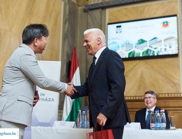 Már zajlanak a földmunkák a W-Scope leendő telephelyén, hazánk idei eddigi legnagyobb beruházásánál