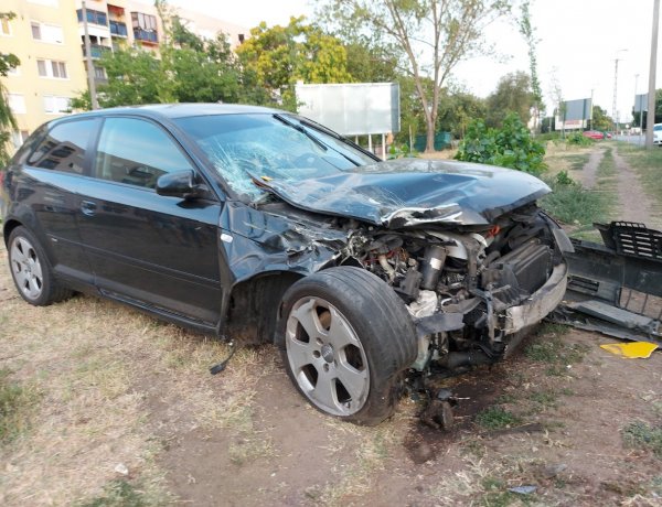 Baleset történt vasárnap este az Állomás térnél 