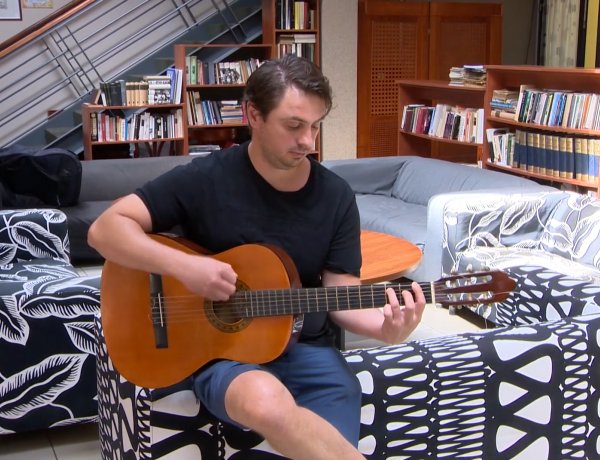 A megátkozott ember – A Radics Béláról forgatott emlékfilmben Rák Zoltán játssza a legendás zenészt