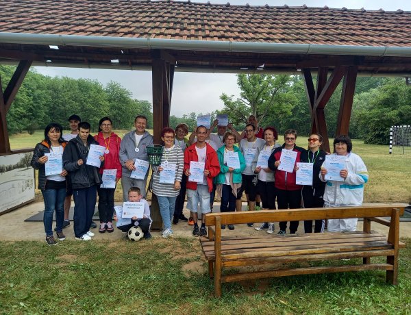 Élményeket gyűjtenek a Fiatal Fogyatékkal Élők Otthonáért Egyesület tagjai