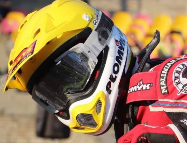 A dánok után a lengyelek is három motorossal érkeznek