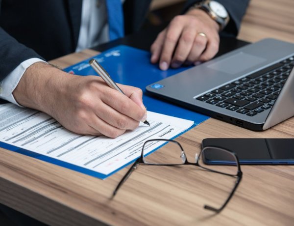 Számlálóbiztosokat keresnek